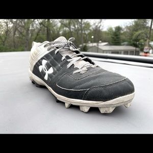 Under Armor Baseball Cleats